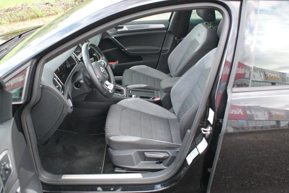 Volkswagen Golf - Afbeelding 13 van 25