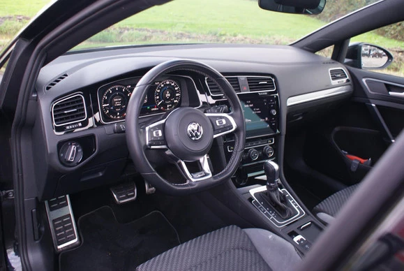 Volkswagen Golf - Afbeelding 18 van 25