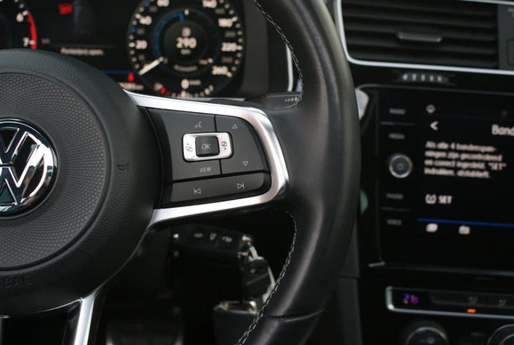 Volkswagen Golf - Afbeelding 21 van 25