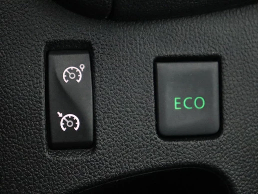 Renault Clio - Afbeelding 14 van 30