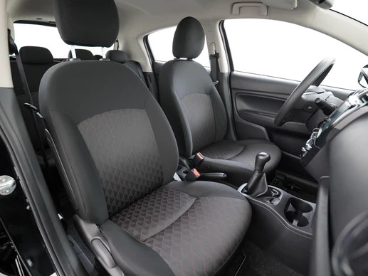 Mitsubishi Space Star - Afbeelding 20 van 30