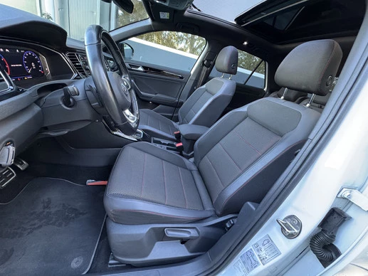 Volkswagen T-Roc - Afbeelding 13 van 30