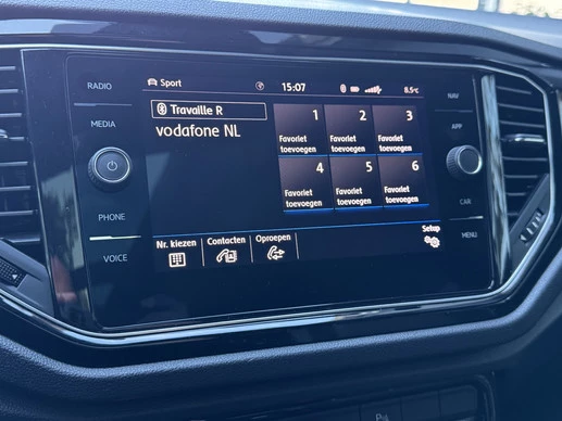 Volkswagen T-Roc - Afbeelding 23 van 30