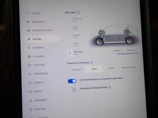 Tesla Model X - Afbeelding 16 van 30