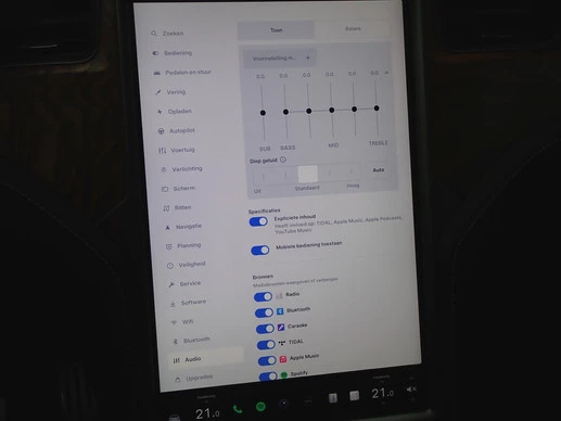 Tesla Model X - Afbeelding 21 van 30