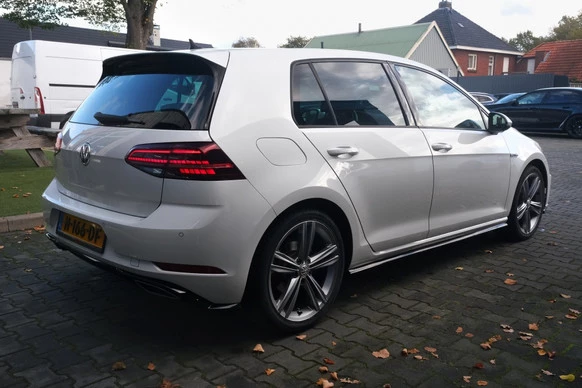 Volkswagen Golf - Afbeelding 12 van 29