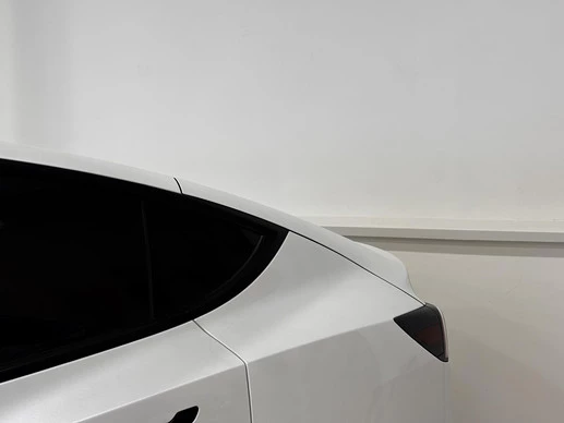 Tesla Model Y - Afbeelding 9 van 30