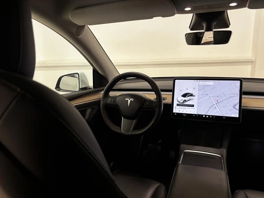 Tesla Model Y - Afbeelding 10 van 30