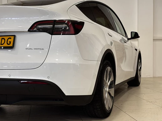 Tesla Model Y - Afbeelding 20 van 30