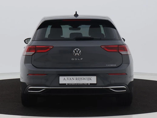 Volkswagen Golf - Afbeelding 13 van 30