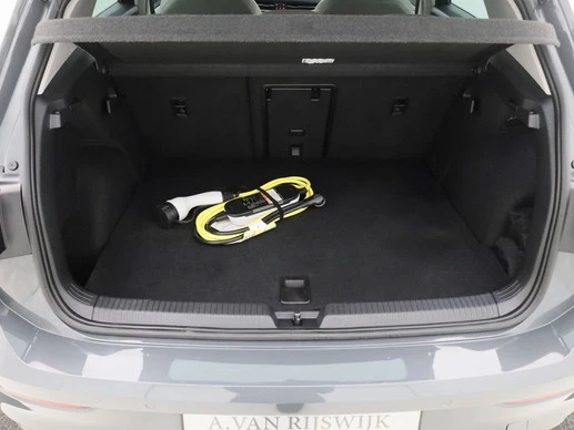 Volkswagen Golf - Afbeelding 28 van 30