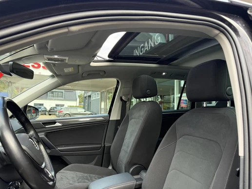 Volkswagen Tiguan - Afbeelding 10 van 19