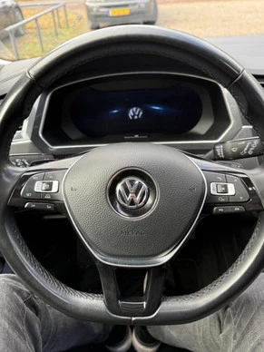 Volkswagen Tiguan - Afbeelding 17 van 19