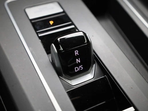 Volkswagen Golf - Afbeelding 15 van 30