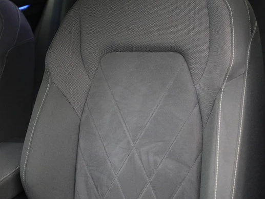Volkswagen Golf - Afbeelding 19 van 30