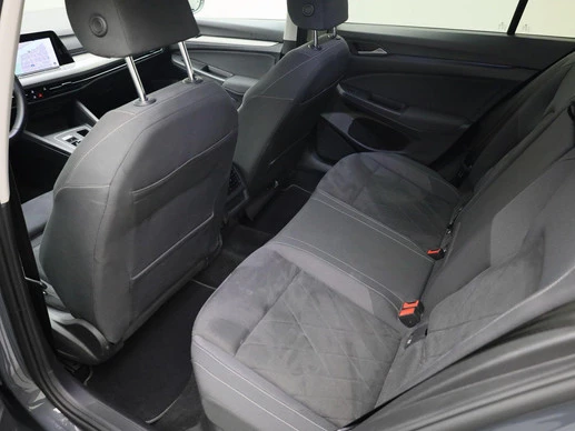 Volkswagen Golf - Afbeelding 21 van 30