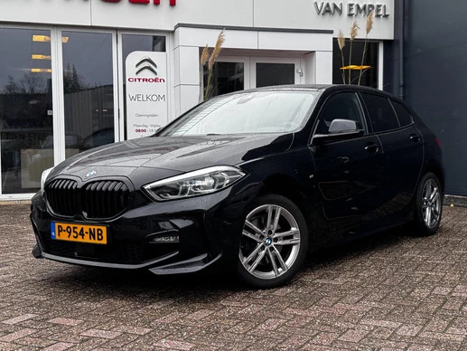 BMW 1 Serie - Afbeelding 1 van 15