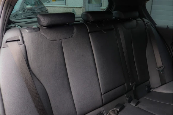 BMW 1 Serie - Afbeelding 18 van 24