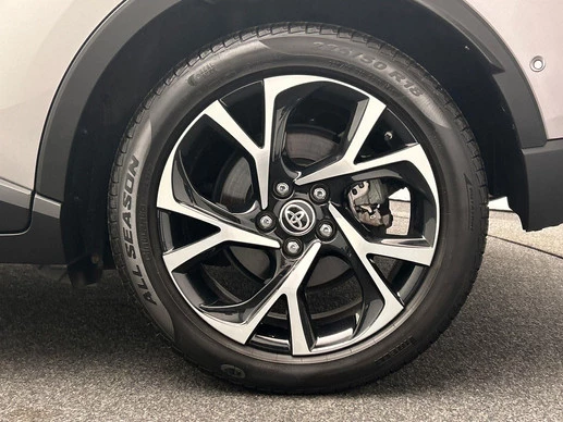Toyota C-HR - Afbeelding 18 van 30