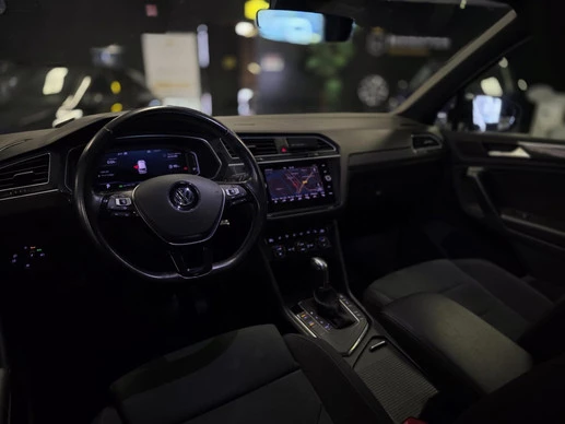 Volkswagen Tiguan - Afbeelding 26 van 30
