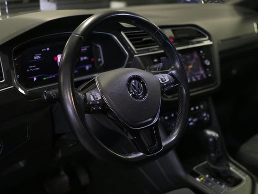 Volkswagen Tiguan - Afbeelding 27 van 30