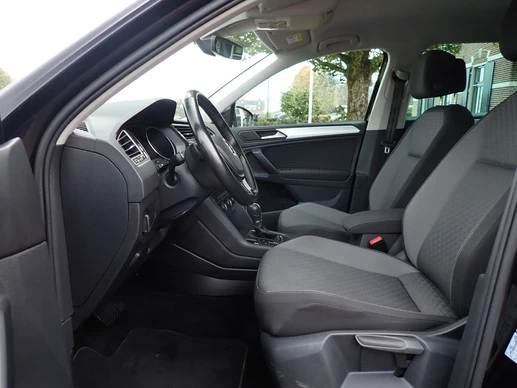 Volkswagen Tiguan - Afbeelding 10 van 30