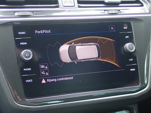 Volkswagen Tiguan - Afbeelding 17 van 30