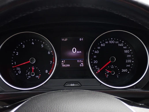 Volkswagen Tiguan - Afbeelding 27 van 30