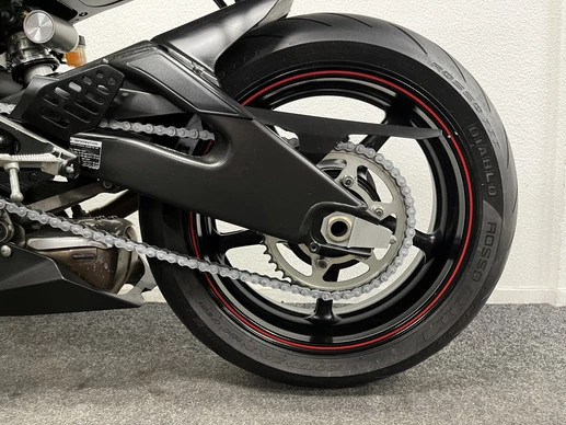 Yamaha YZF - Afbeelding 18 van 22