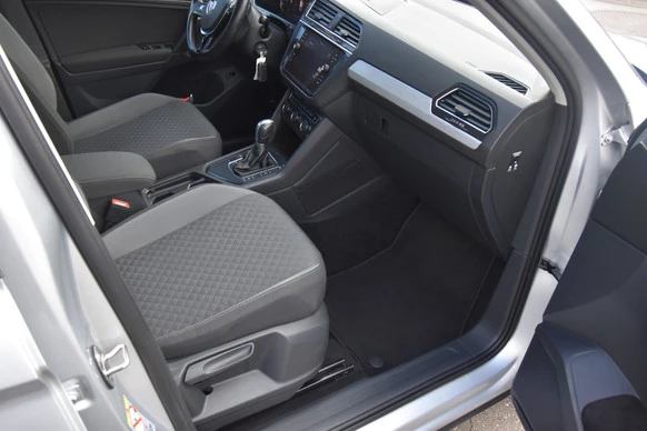 Volkswagen Tiguan - Afbeelding 8 van 30