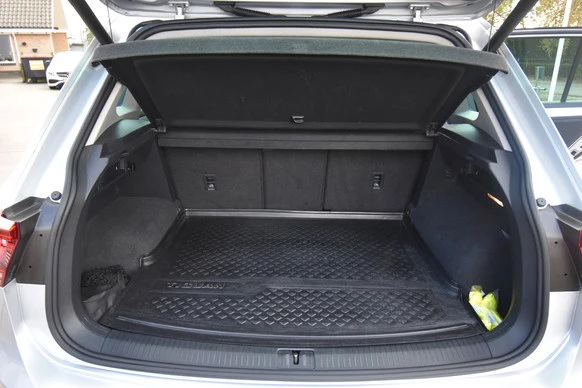 Volkswagen Tiguan - Afbeelding 17 van 30