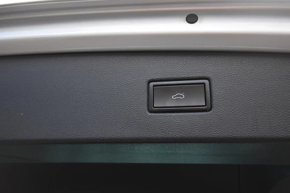 Volkswagen Tiguan - Afbeelding 18 van 30