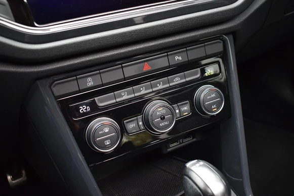 Volkswagen T-Roc - Afbeelding 26 van 30