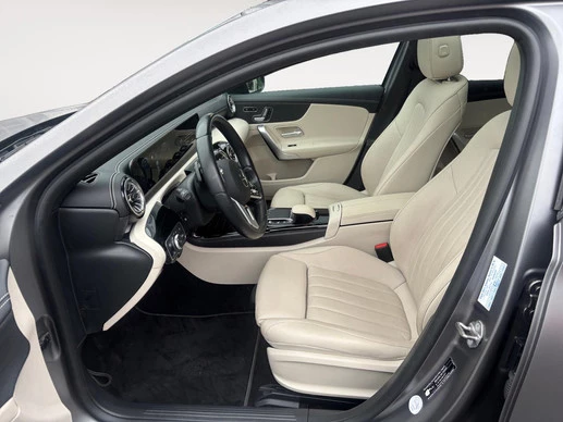 Mercedes-Benz A-Klasse - Afbeelding 8 van 30