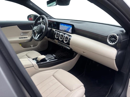 Mercedes-Benz A-Klasse - Afbeelding 11 van 30