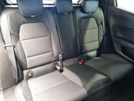 Renault Clio - Afbeelding 25 van 30