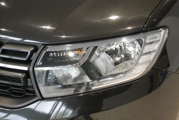 Dacia Logan - Afbeelding 24 van 30