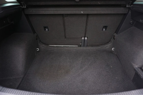 Volkswagen Tiguan - Afbeelding 10 van 30