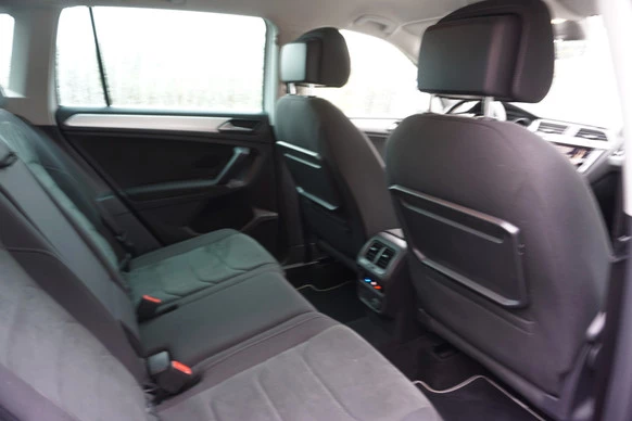 Volkswagen Tiguan - Afbeelding 12 van 30