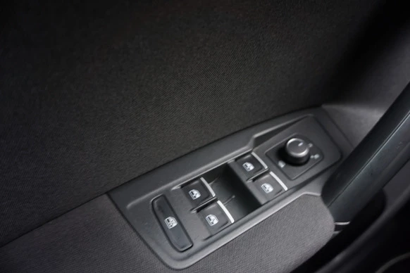 Volkswagen Tiguan - Afbeelding 18 van 30