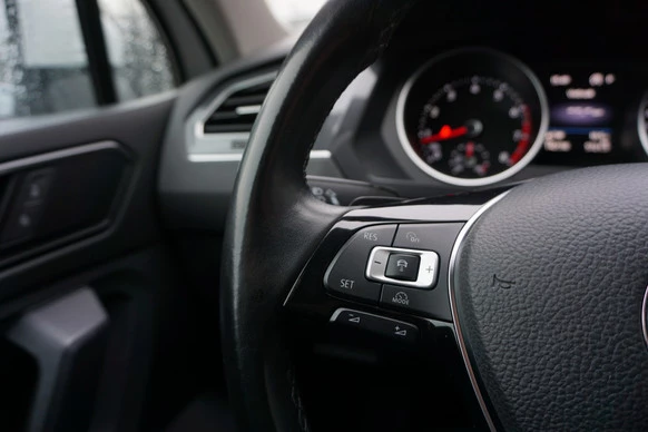 Volkswagen Tiguan - Afbeelding 22 van 30