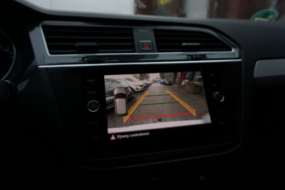 Volkswagen Tiguan - Afbeelding 26 van 30