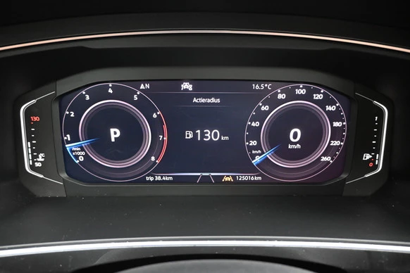 Volkswagen Tiguan - Afbeelding 16 van 30