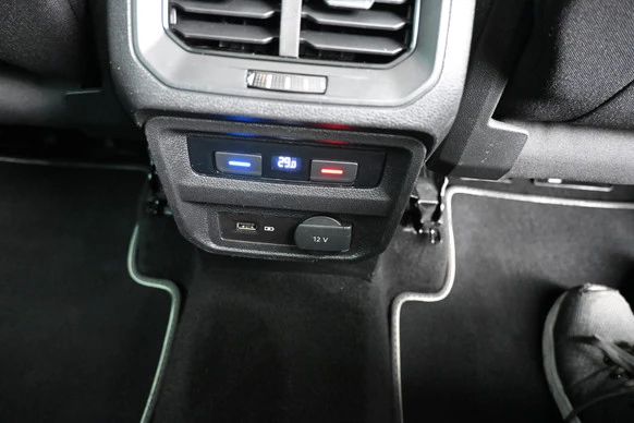 Volkswagen Tiguan - Afbeelding 28 van 30
