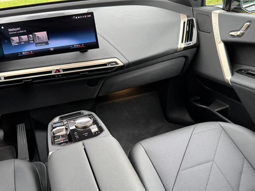 BMW iX - Afbeelding 18 van 29