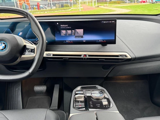 BMW iX - Afbeelding 28 van 29
