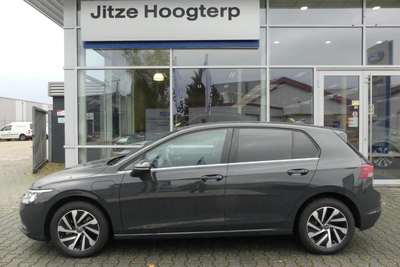 Volkswagen Golf - Afbeelding 4 van 30