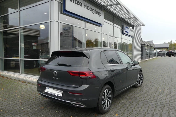 Volkswagen Golf - Afbeelding 8 van 30