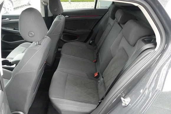 Volkswagen Golf - Afbeelding 10 van 30