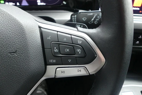 Volkswagen Golf - Afbeelding 17 van 30